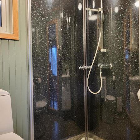 Koselig Studioleilighet I Svolvaer - Lofoten Ved Svolvaergeita, Djevelporten Екстериор снимка